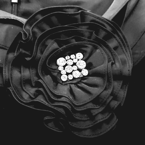 La Nouvelle Renaissance 1950's Black Retro Inspired Swing Dress - Picture 9 of 17